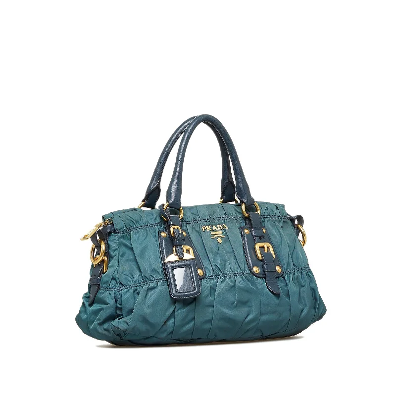 Prada Galleria bags with a structured silhouette for a professional lookPrada Tessuto Gaufre Satchel (SHG-0R0qvC)